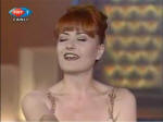Candan Er�etin Bir yang�n�n k�l�n� yeniden yak�p ge�tin